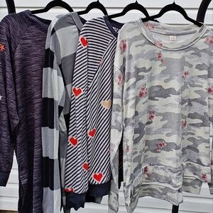 Pullover cozy shirt lot (4 quantity)